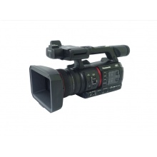 松下（Panasonic）AG-DVX200MC套装 4K摄影机